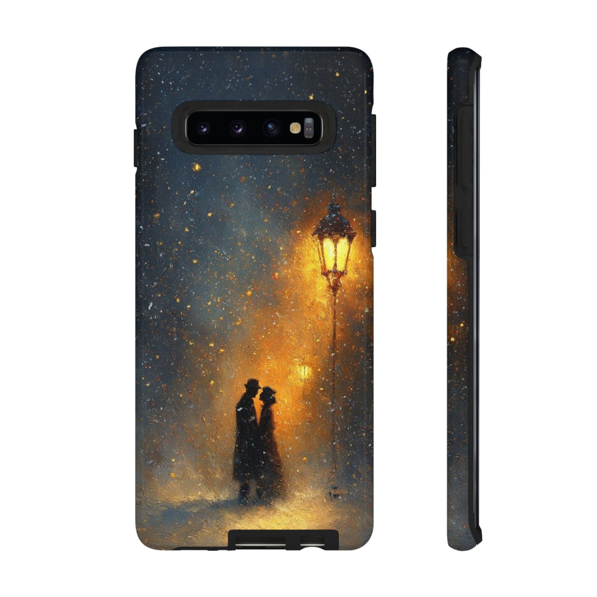 Romantic Snowy Street Phone Case — Vintage Couple Under Lamplight🌓🌙