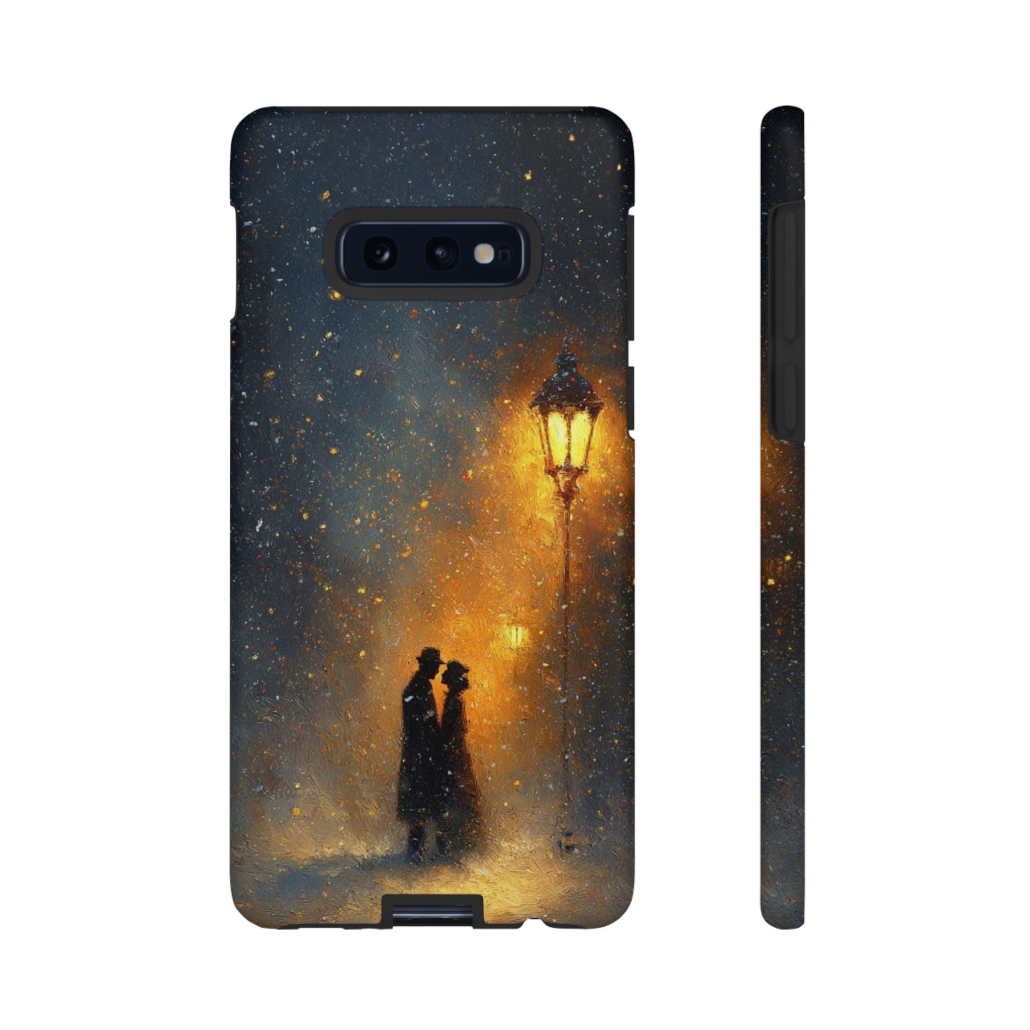Romantic Snowy Street Phone Case — Vintage Couple Under Lamplight🌓🌙