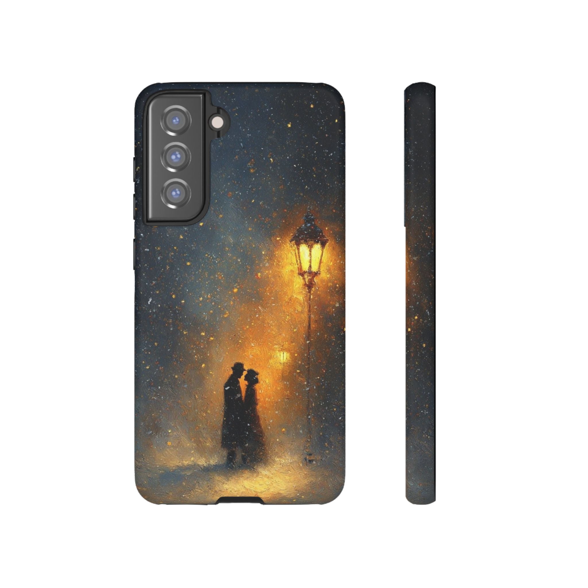 Romantic Snowy Street Phone Case — Vintage Couple Under Lamplight🌓🌙