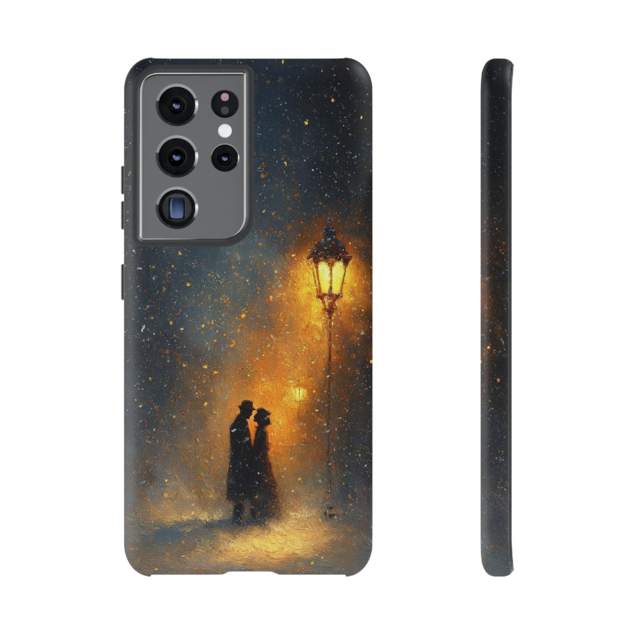 Romantic Snowy Street Phone Case — Vintage Couple Under Lamplight🌓🌙
