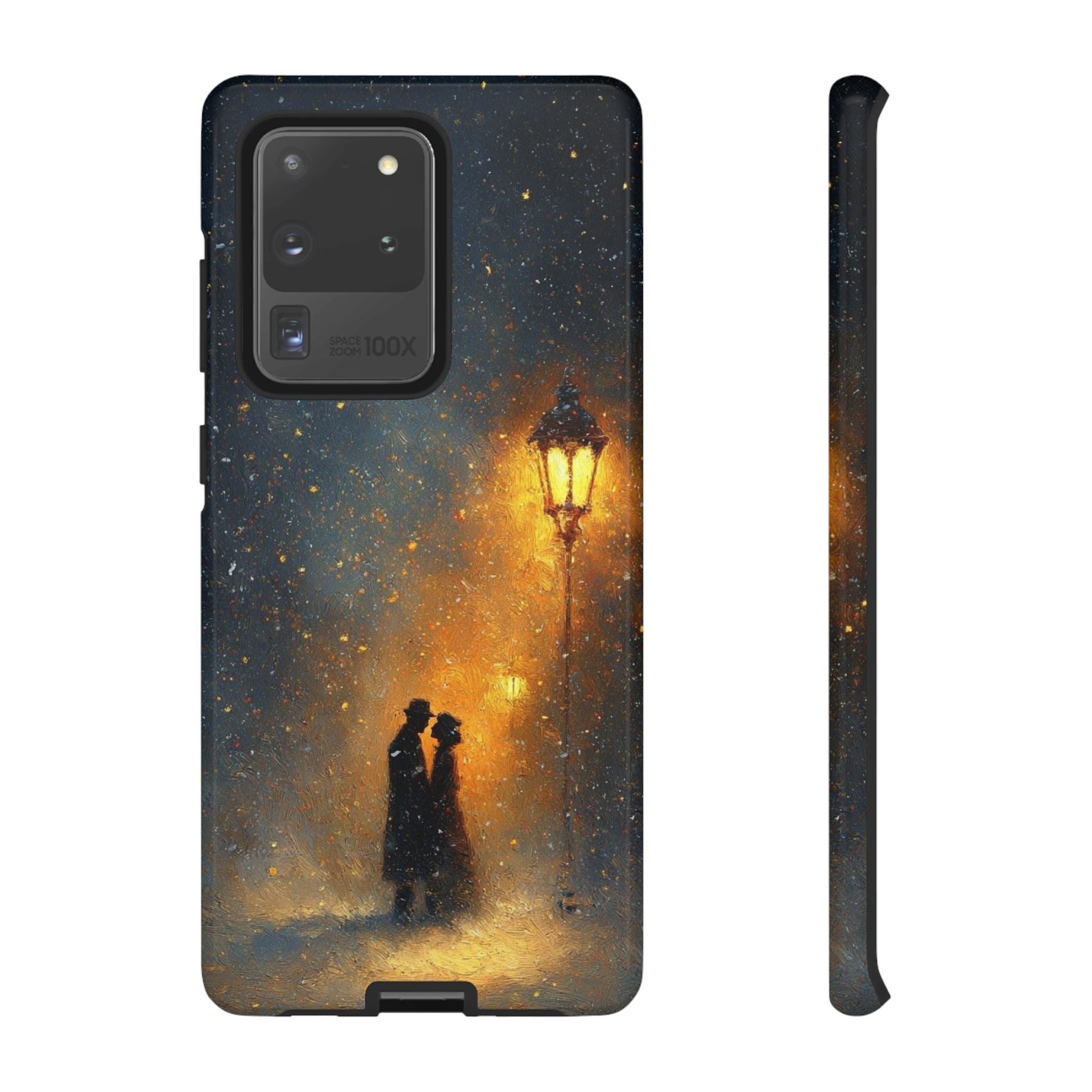 Romantic Snowy Street Phone Case — Vintage Couple Under Lamplight🌓🌙